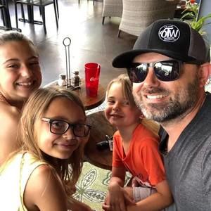 Meet your Posher, Jonathan